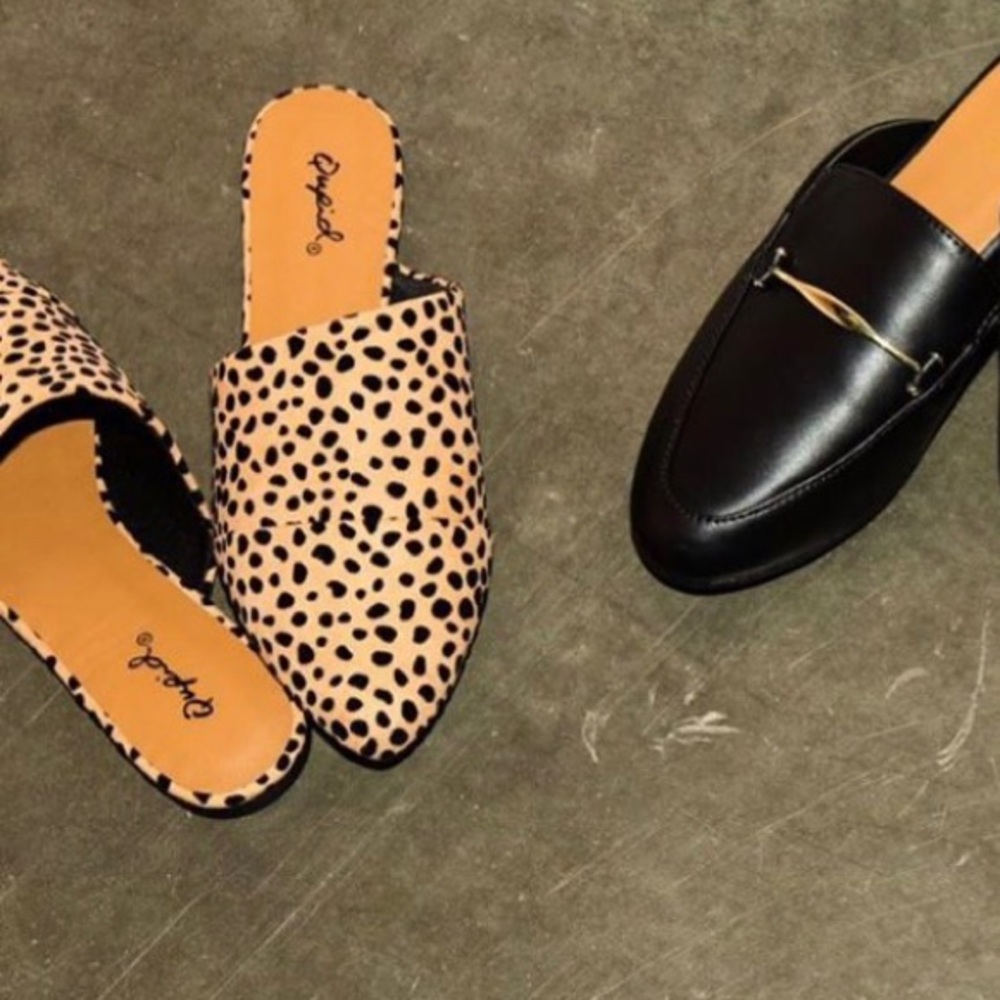Leopard Print Mule Flats - Picture 6 of 6